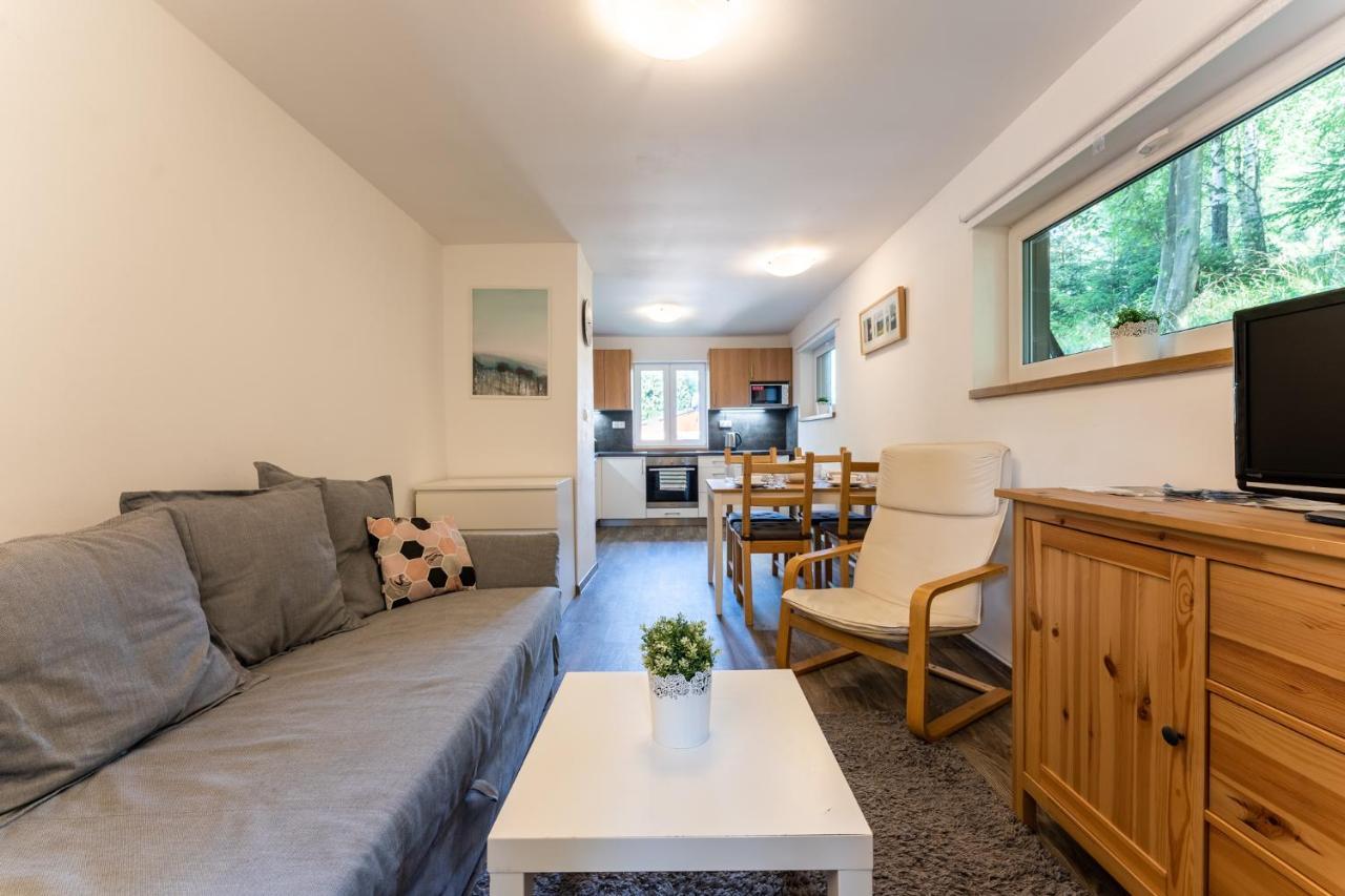 Apartman Liska V Peci - Apartmanovy Dum Horalka, 페츠 포트 스네스코우 외부 사진